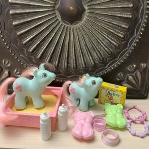Vintage My Little Pony Newborn Twins Jabber and Jebber set, with accessories